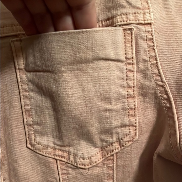 Stylish Pink Denim Jacket with Pearl Details - Picture 7 of 14